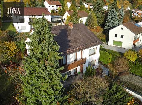 Großzügiges Einfamilienhaus  oder als klassisches Zweifamilienhaus
- Ein Haus das mitwächst