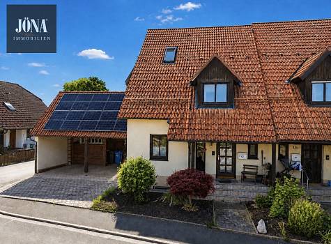 PREISREDUZIERUNG!
Familienglück trifft Zukunftsenergie – Doppelhaushälfte mit PV-Anlage, Wintergarten und Studioausbau in Eckersdorf