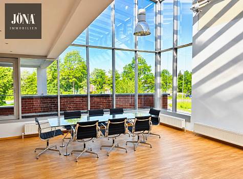 Repräsentative Bürofläche mit Galeriecharakter – ca. 316 m² in modernem Bürogebäude